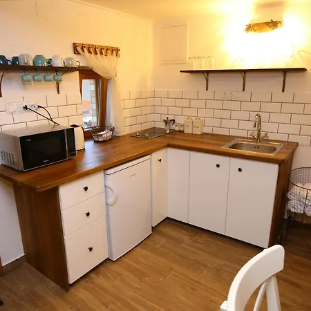Apartment Goher Pince Es Vendeghaz Csaszartoltes