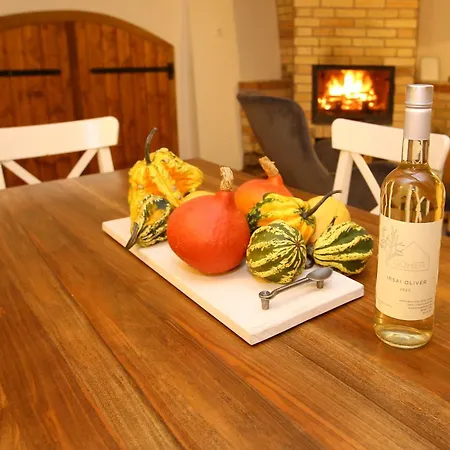 Apartment Goher Pince Es Vendeghaz *